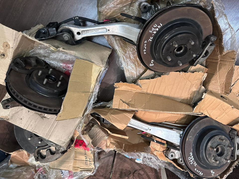 Контрактные ступицы в сборе перед / зад, турбо тормоза, задние продольные рычаги алюминий — Subaru Legacy (BL/BP)