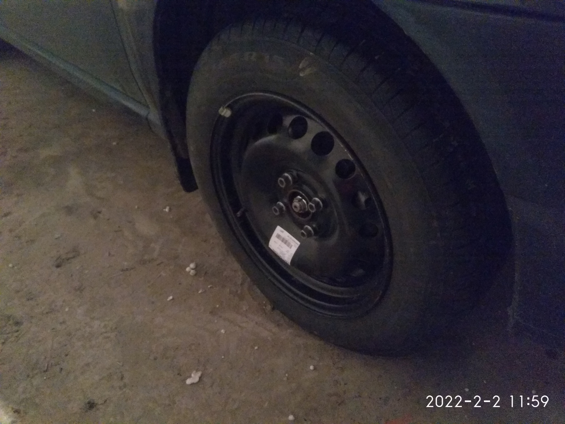 №5 На зимовке — Renault Logan (1G), 1,6 л., 2008 года | наблюдение | DRIVE2