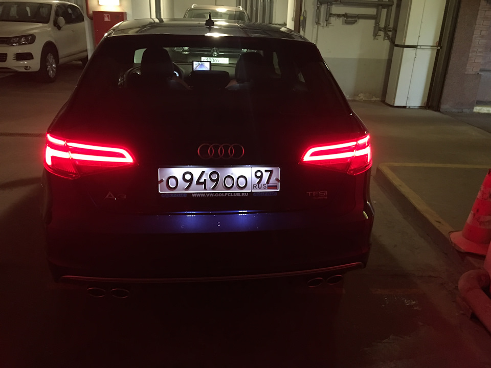 . — Audi A3 Sportback (8VA)