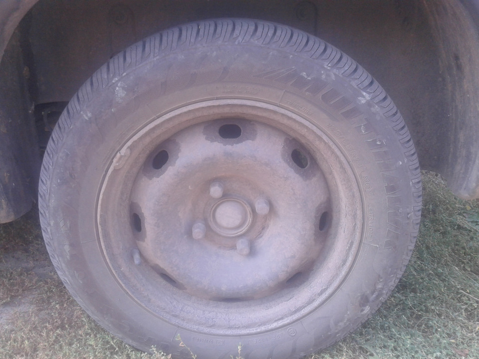 Чистка тормозного поршня — Citroen Berlingo (1G), 1,9 л, 1999 года ...