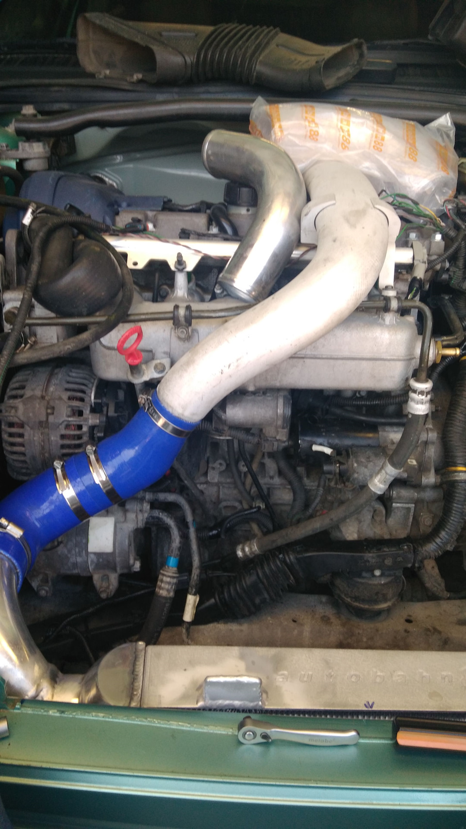 Фото в бортжурнале Volvo V70 R (2G)