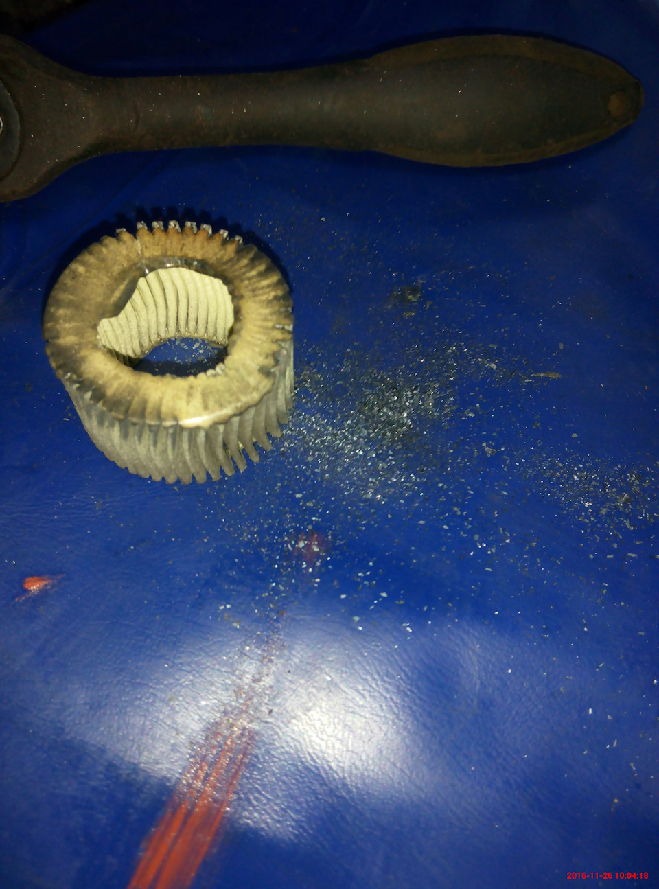 замена фильтров газа. — LADA Гранта, 1,6 л., 2015 года | плановое ТО ...