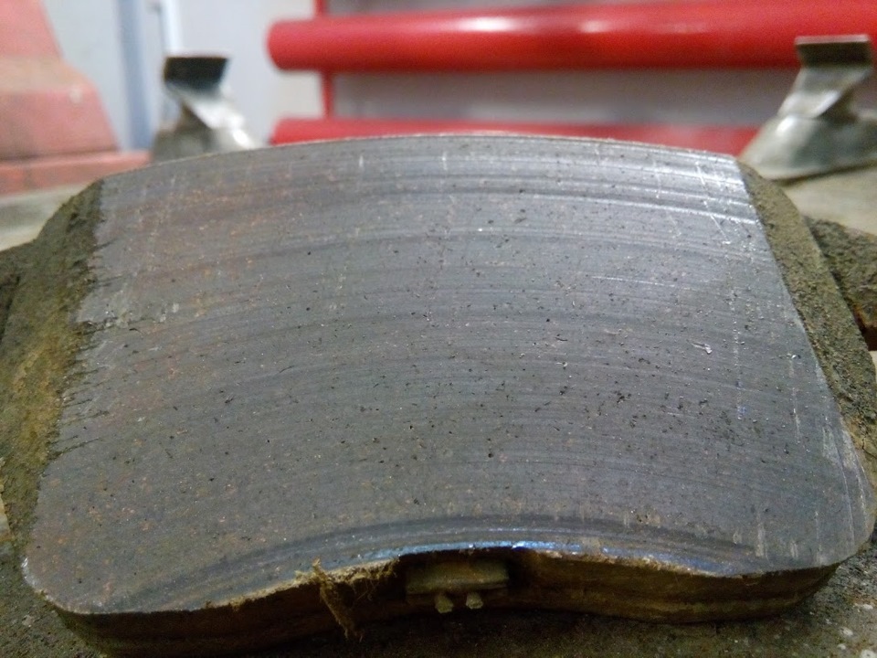 Видны микротрещины — Skoda Octavia A5 Mk2