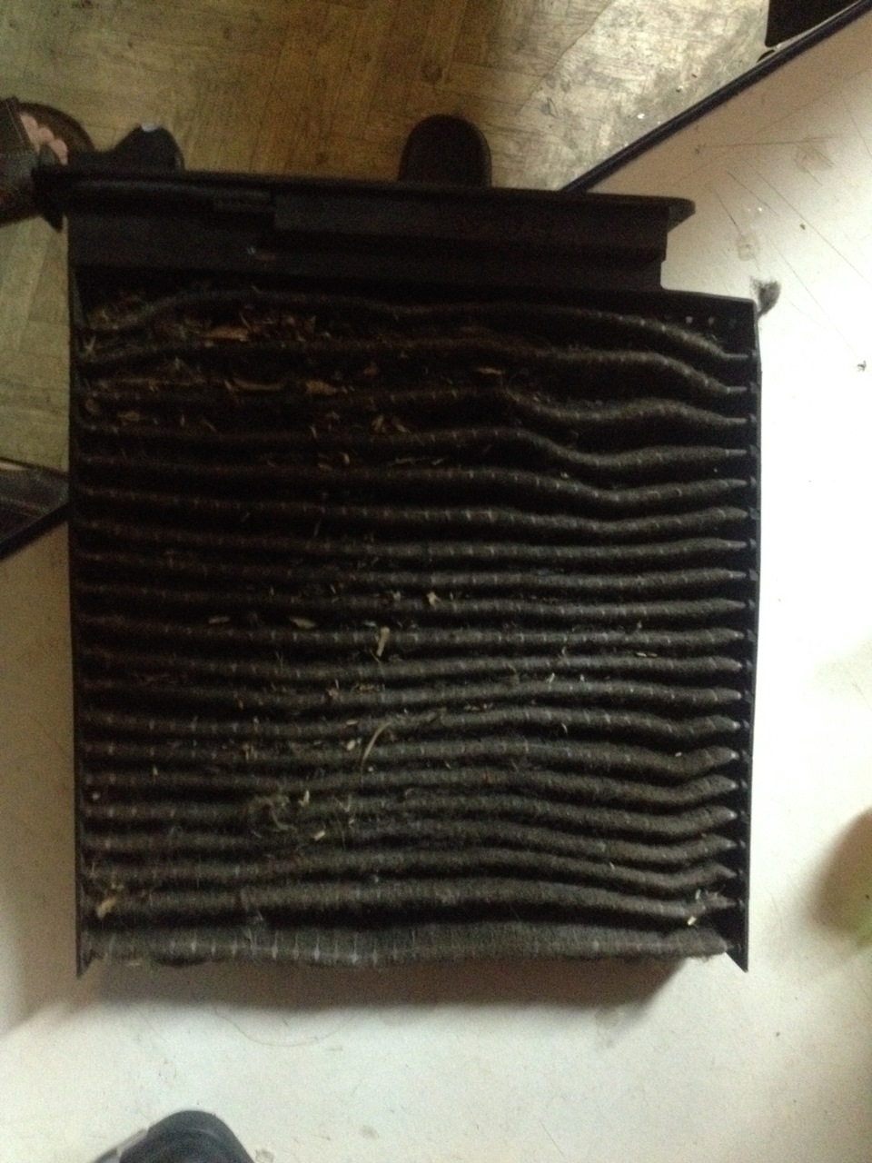 Салонный фильтр — Renault Logan (1G), 1,6 л, 2012 года | расходники ...