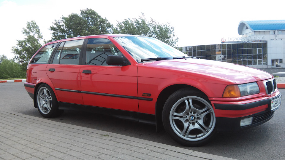 Комплектация VIN — BMW 3 series Touring (E36), 2,5 л., 1997 года ...