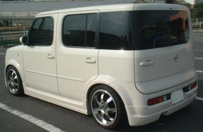 Nissan Cube z12 tuned