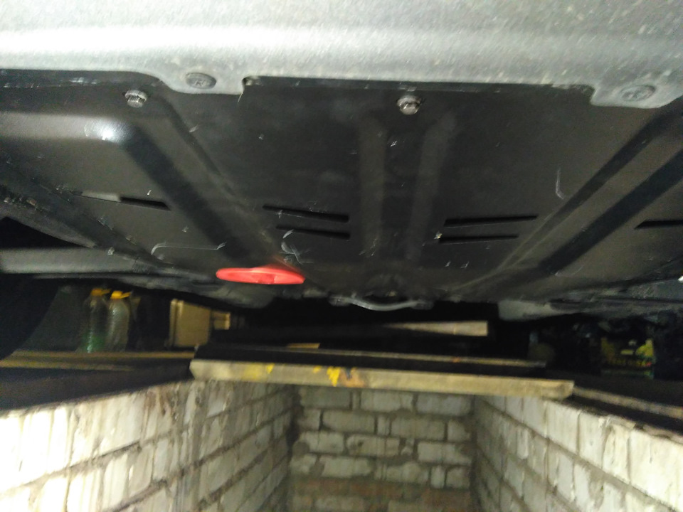 Защита картера "авто броня" — Lada Vesta (1G), 1,6 л, 2017 года ...