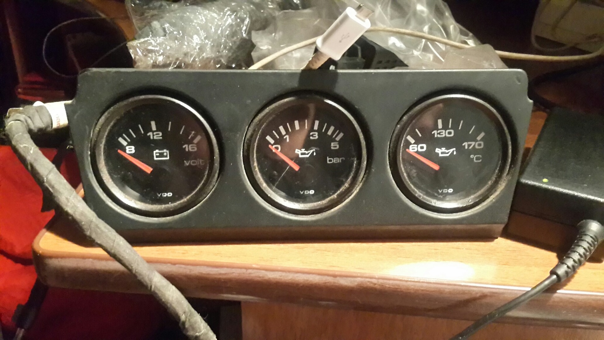 дополнительные приборы ауди