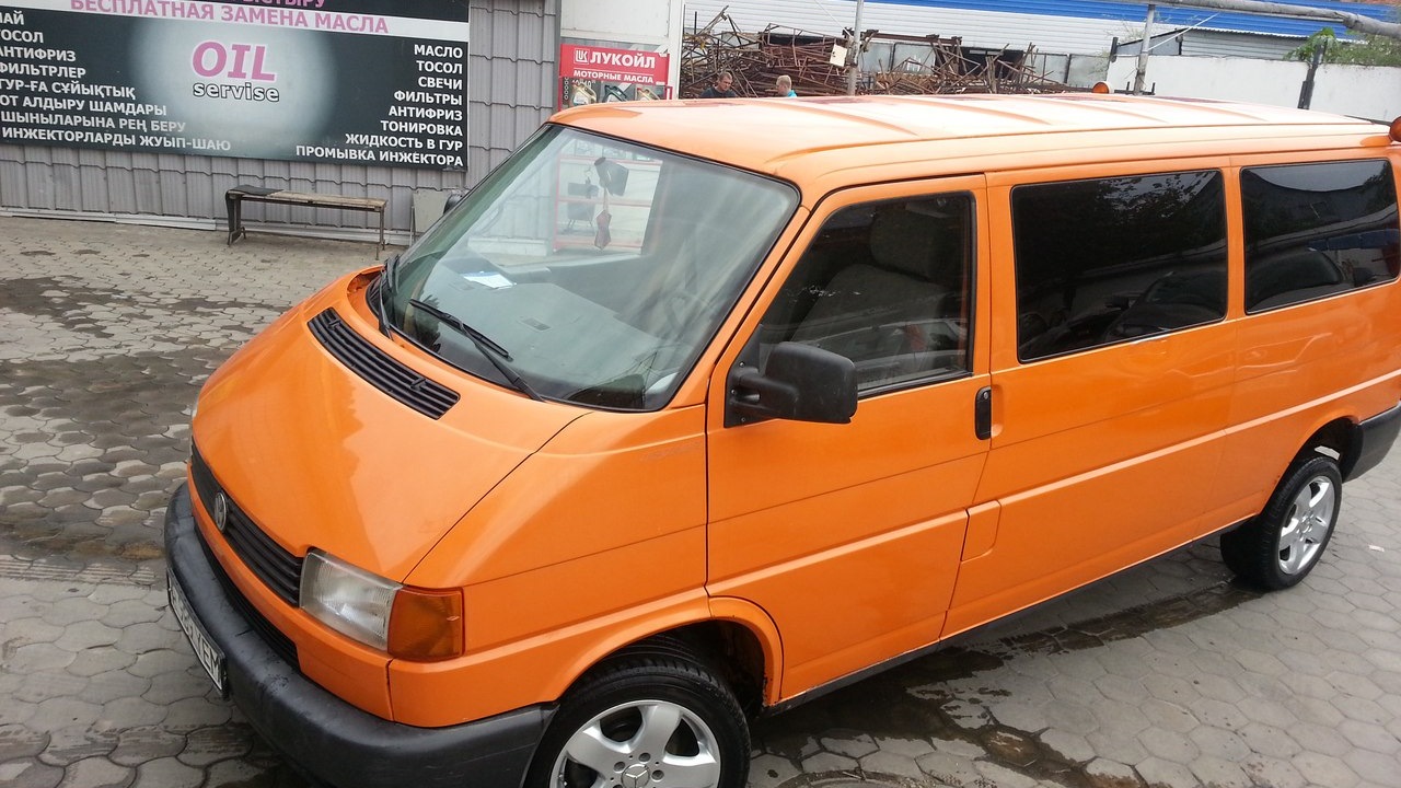 Volkswagen Transporter T4 2.4 дизельный 1996 | на DRIVE2