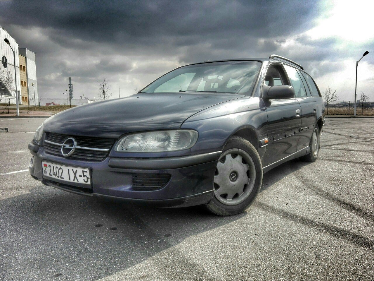 Opel Omega 2.0 2004