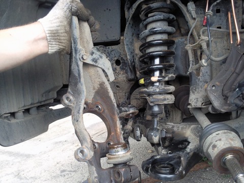 151 000км: Замена нижней шаровой без снятия рычага Или Кури спокойно, официальны