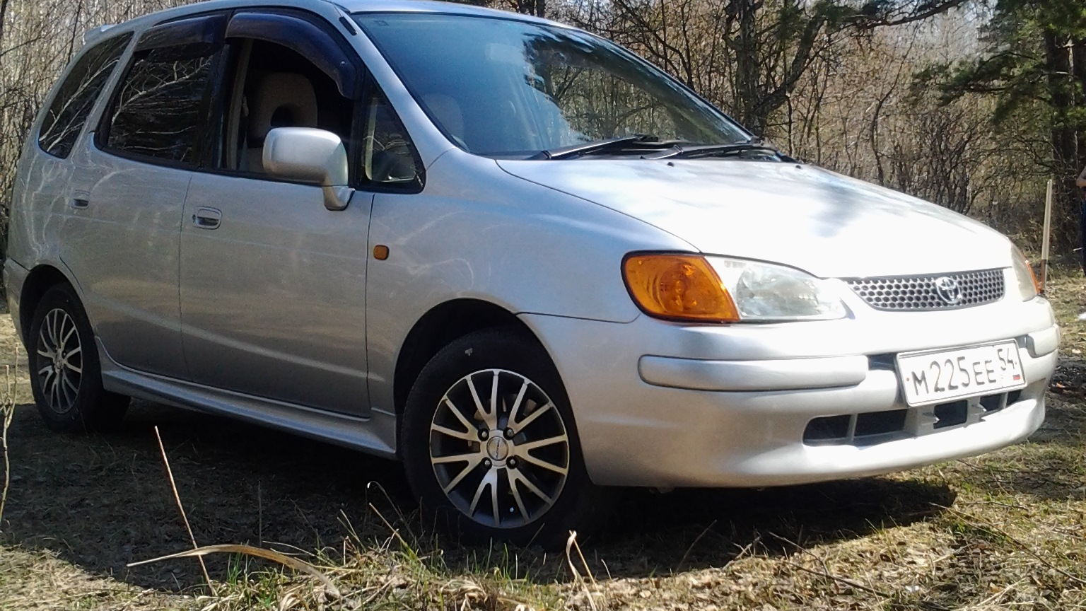 Corolla spacio. Тойота Королла Спасио 1998. Toyota Spacio 1998.