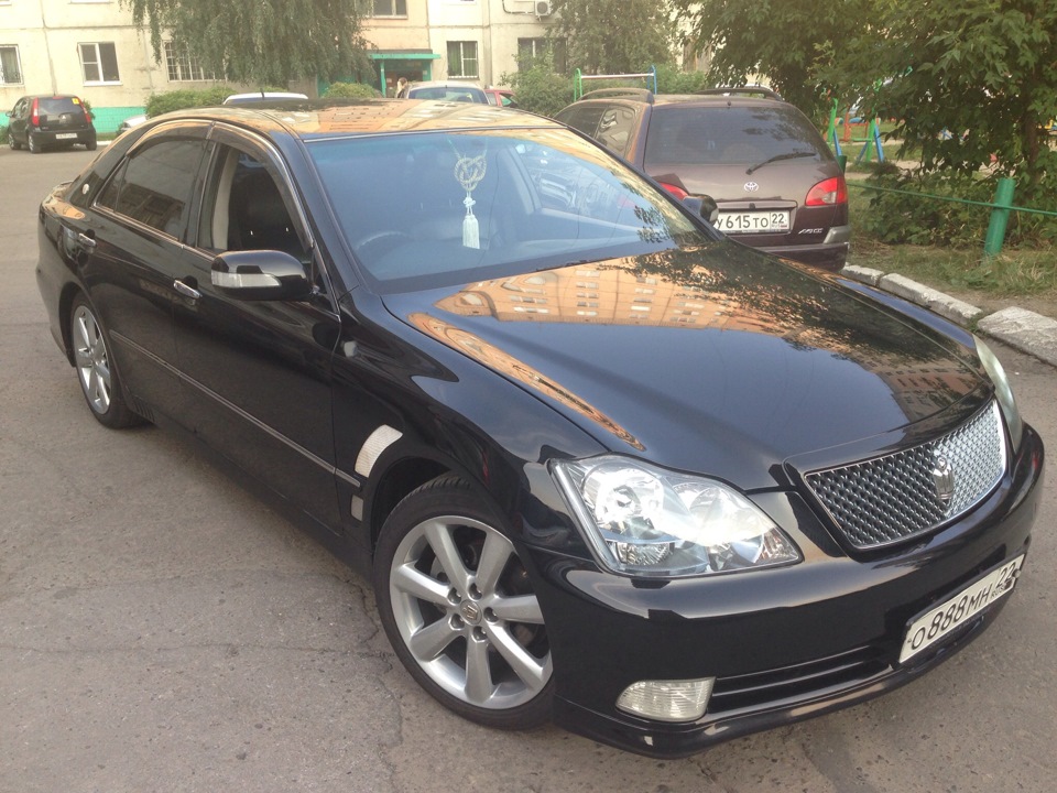 Toyota Crown 2004 3 0