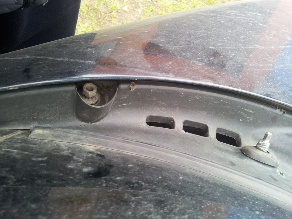 Замена салонного фильтра 2112 — Lada 21124, 1,6 л, 2007 года ...