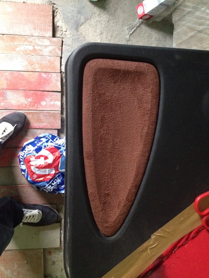 Облицовка динамиков задней двери — Lada Калина 2 универсал, 1,6 л, 2014 ...