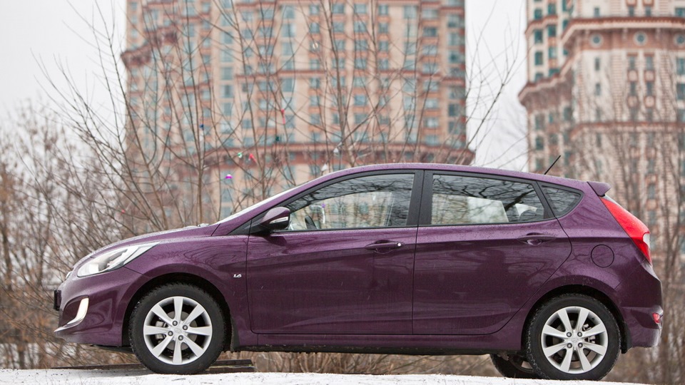 Что то фото hyundai solaris 2014 год хэтчбек коричневого цвета