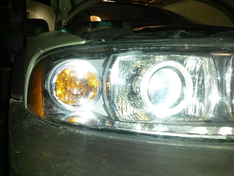 philips silvervision PY21W Желтое на зеркальное. — Volvo XC70 II, 2,5 л ...