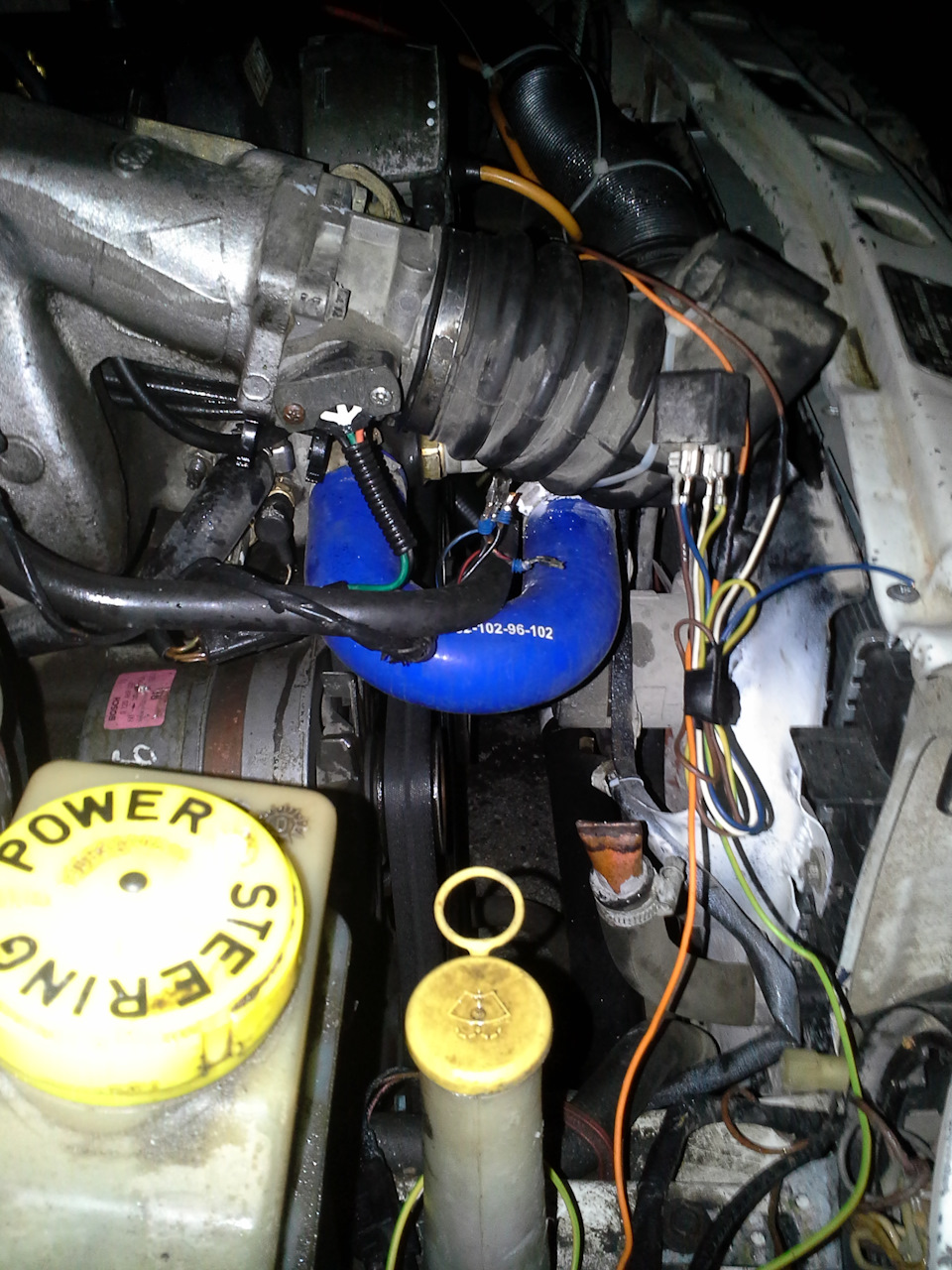 Радиатор на DOHC 2.0i за 2500р — Ford Sierra, 2 л, 1991 года | своими ...