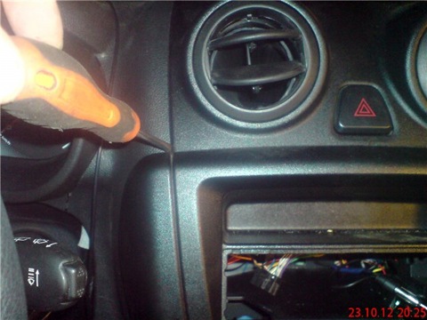 Как снять среднюю консоль на гранте 4001212 SASIC Запчасти на DRIVE2