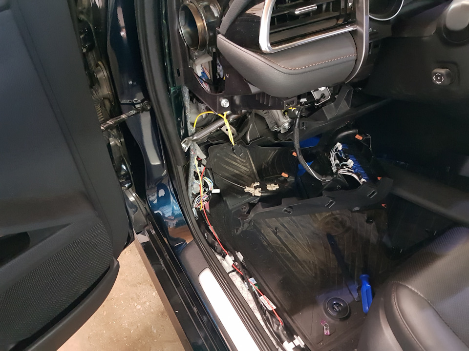 Электропривод Багажника Highlander 2 - купить в Красноярске, цена 2 500 руб., пр