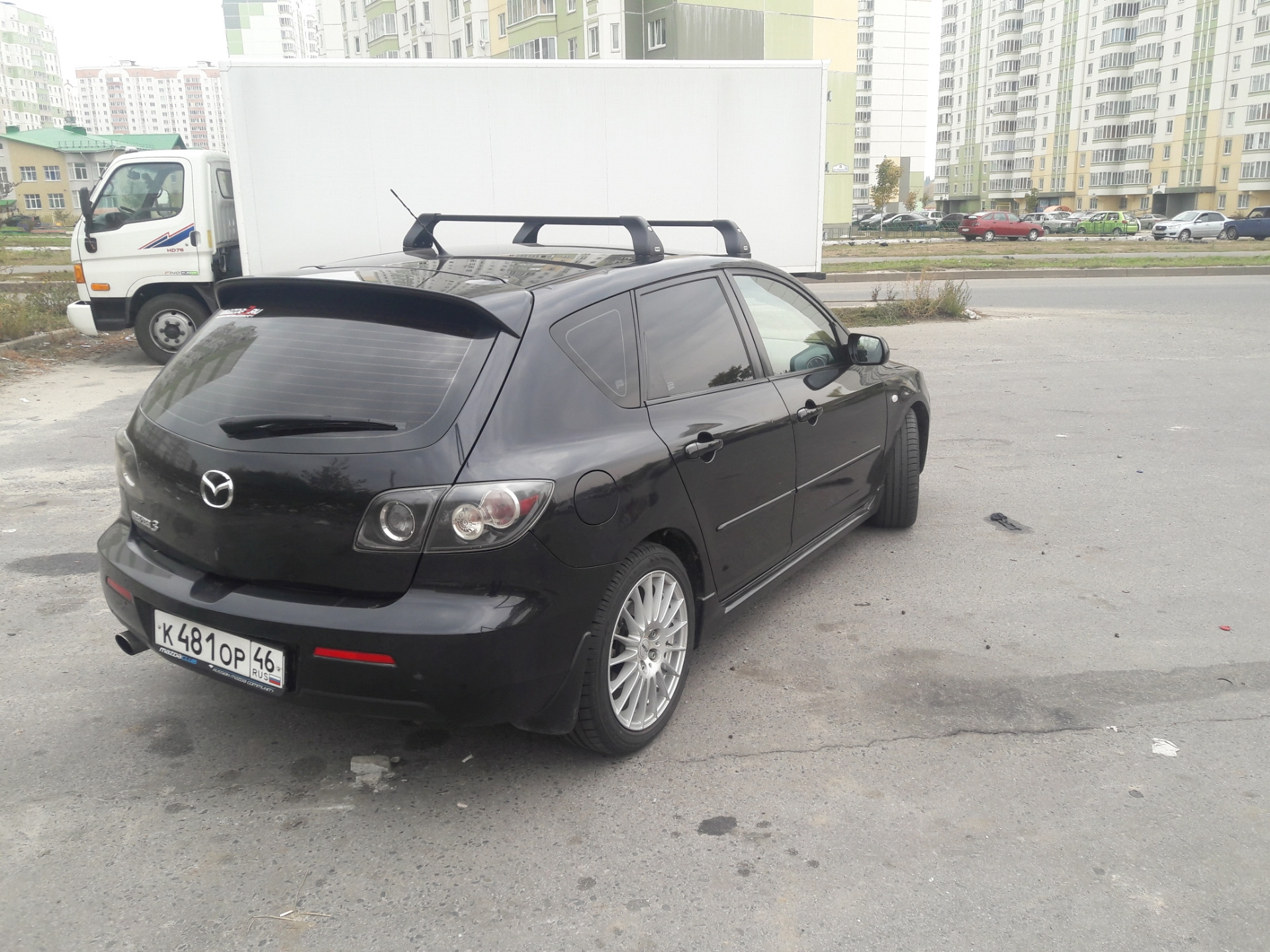 Поменяю мазду 3. Рейлинги Mazda 3 BK. Рейлинги Мазда 3 BK хэтчбек. Рейлинги Мазда 3 БК хэтчбек. Мазда 3 БК хэтчбек с рейлингами.