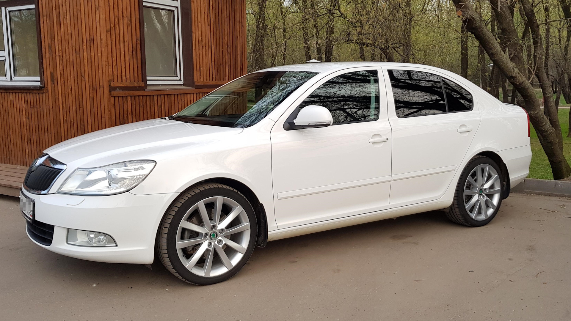 Skoda 1.8. Skoda Octavia 1.8 TSI. Skoda Octavia 2012 1.8 TSI. Октавия а5 1.8 TSI. Шкода Октавия а5 1.8 TSI белая.