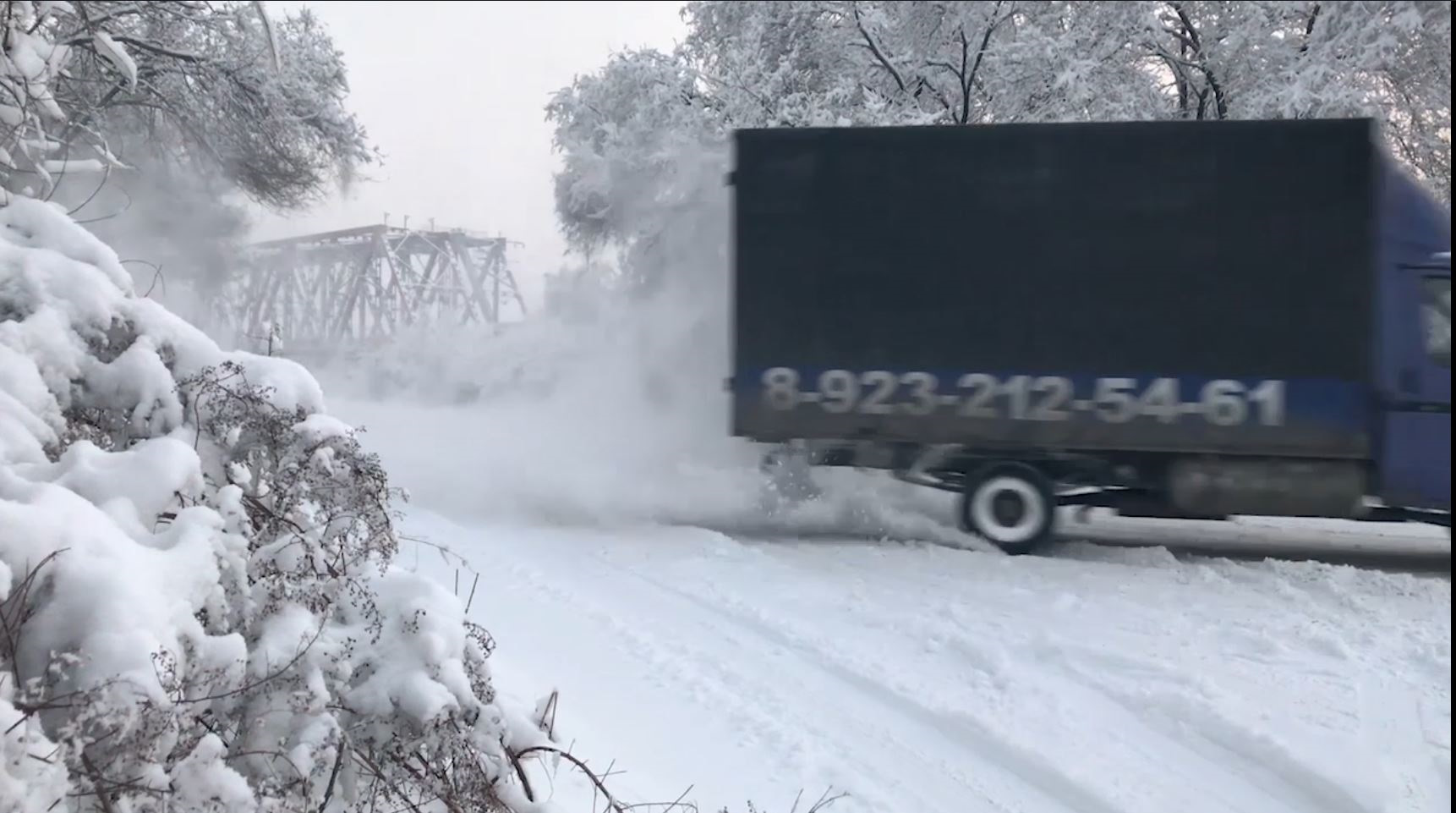 Газель едет боком причина