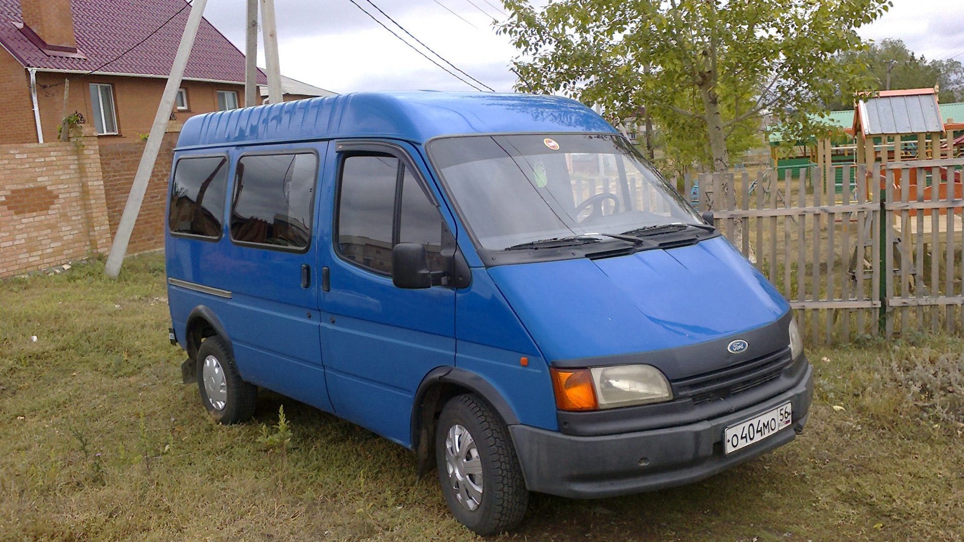 Поколение транзита. Форд Транзит 4 поколения. Форд Транзит 92. Ford Transit 4g. Форд Транзит 92 года.