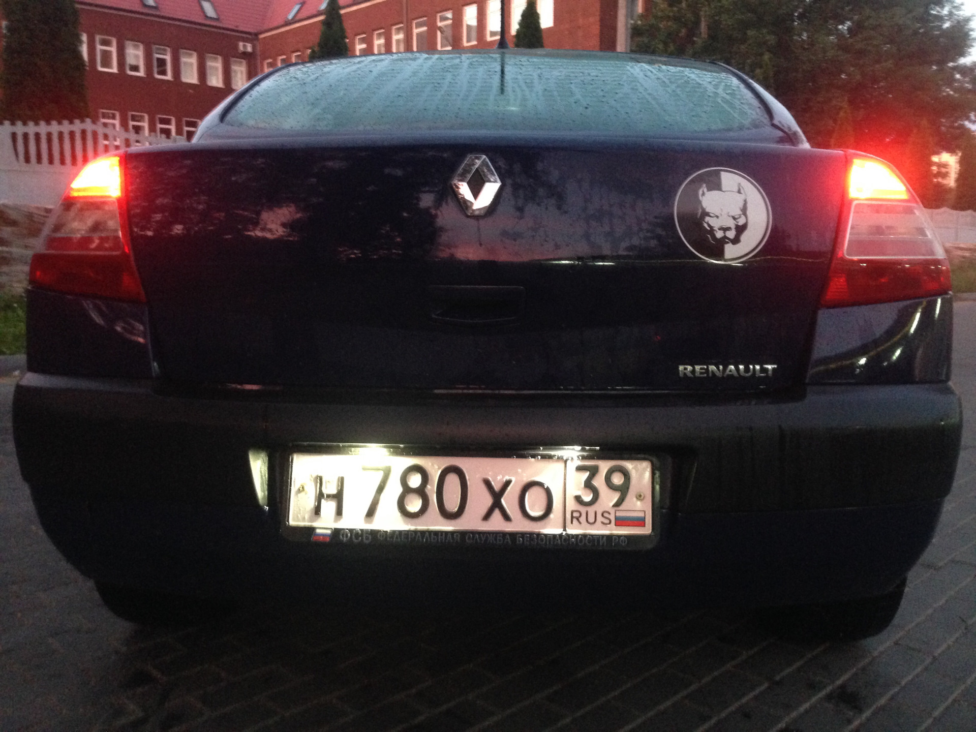 Задние габариты рено меган 2. Рено меган 2 сзади. Задние габариты рено меган 2. Задние габариты рено меган 2. Задние габариты рено меган 2.