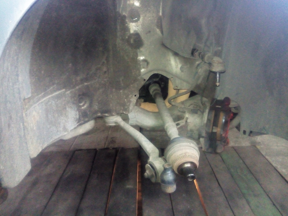 Замена ступичного подшипника — Audi 100 (C4), 2,3 л, 1992 года | визит ...