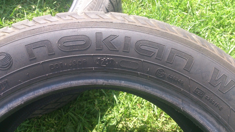 Продам зимнюю резину Nokian W 205/55 R16 — Mazda 3 (1G) BK, 1,6 л, 2007 ...
