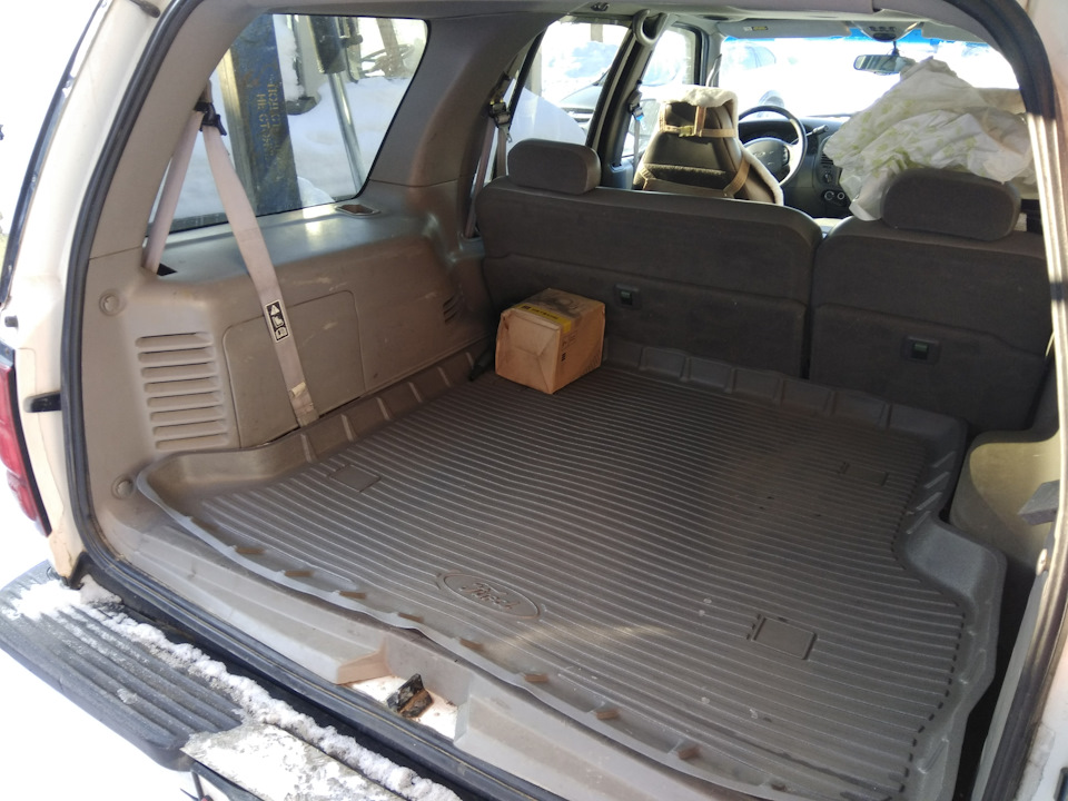 Фото в бортжурнале Ford Expedition (1G)