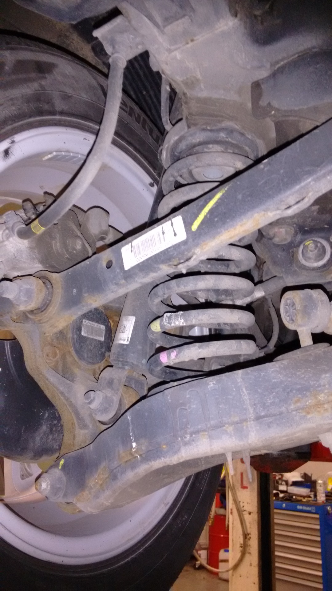 замена задней пружины сид