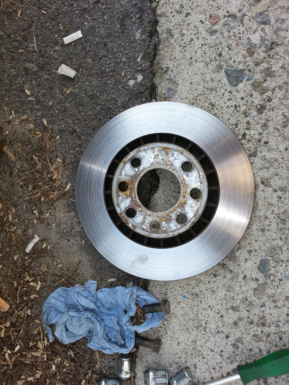 Биения рулевого колеса при торможении — Chevrolet Aveo Sedan (1G), 1,8 ...