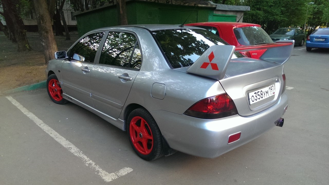 Mitsubishi Lancer Japan.