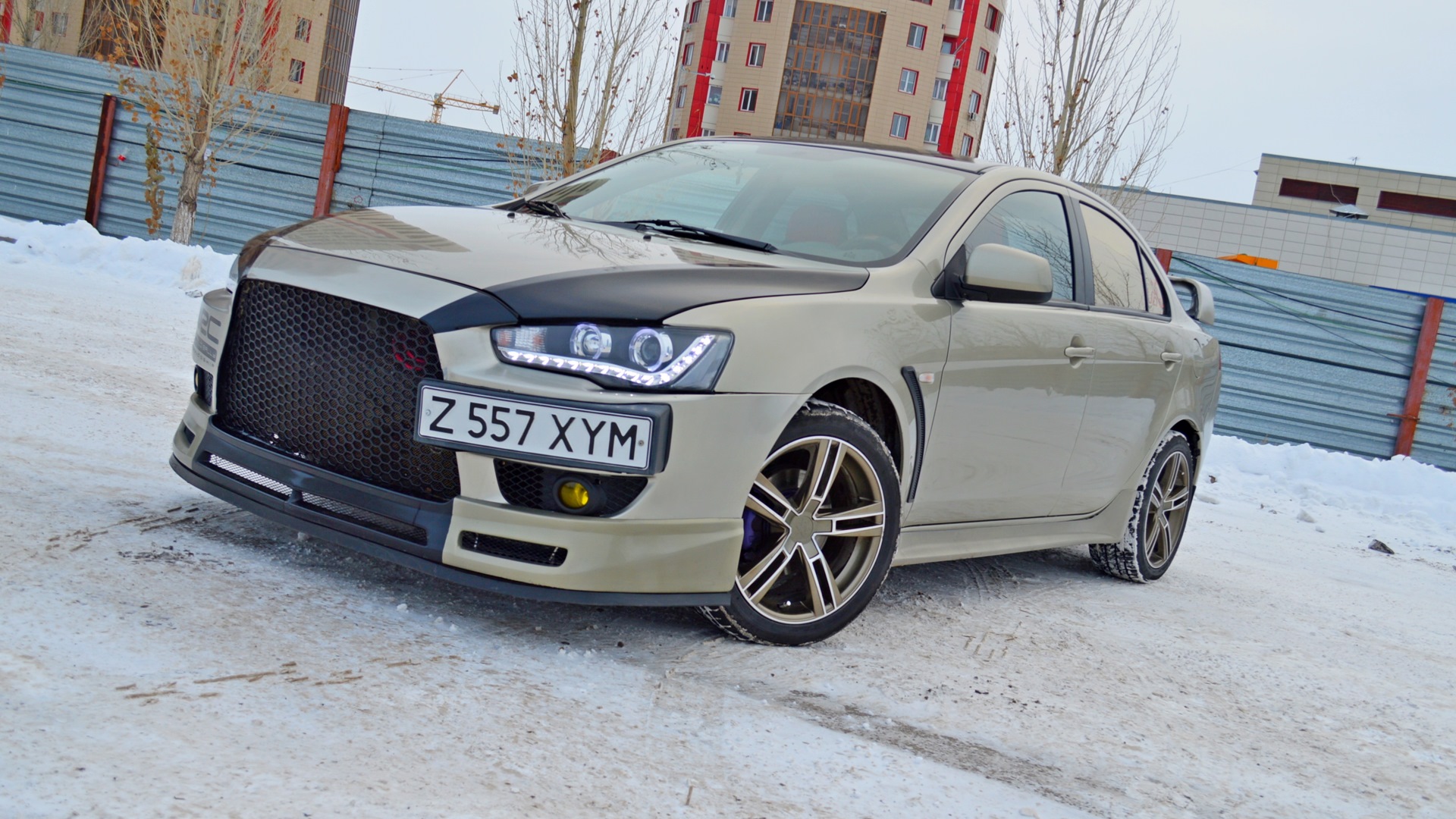 Mitsubishi Lancer 10 Р±РµР¶РµРІС‹Р№