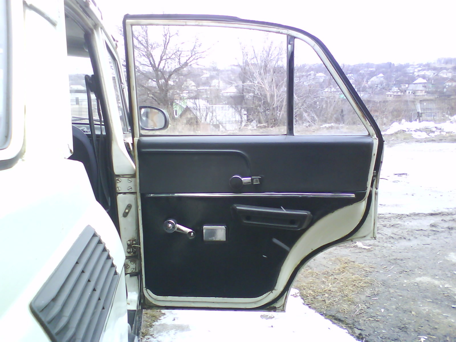 Заклинила дверь - Москвич Святогор, 2 л, 1998 года поломка DRIVE2