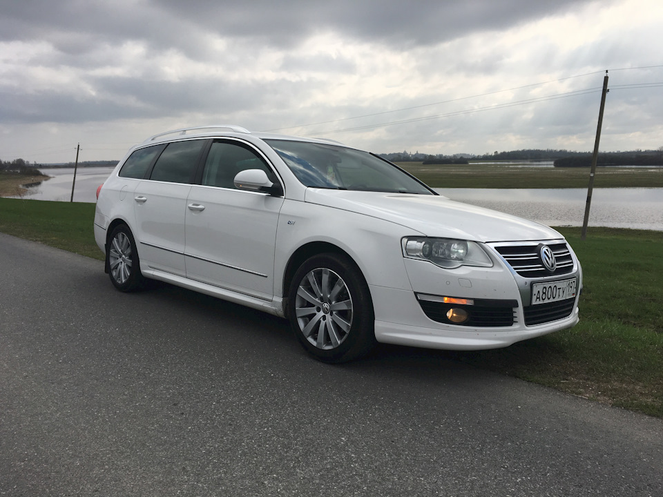 Где то по дороге в Питер — Volkswagen Passat Variant (B6)