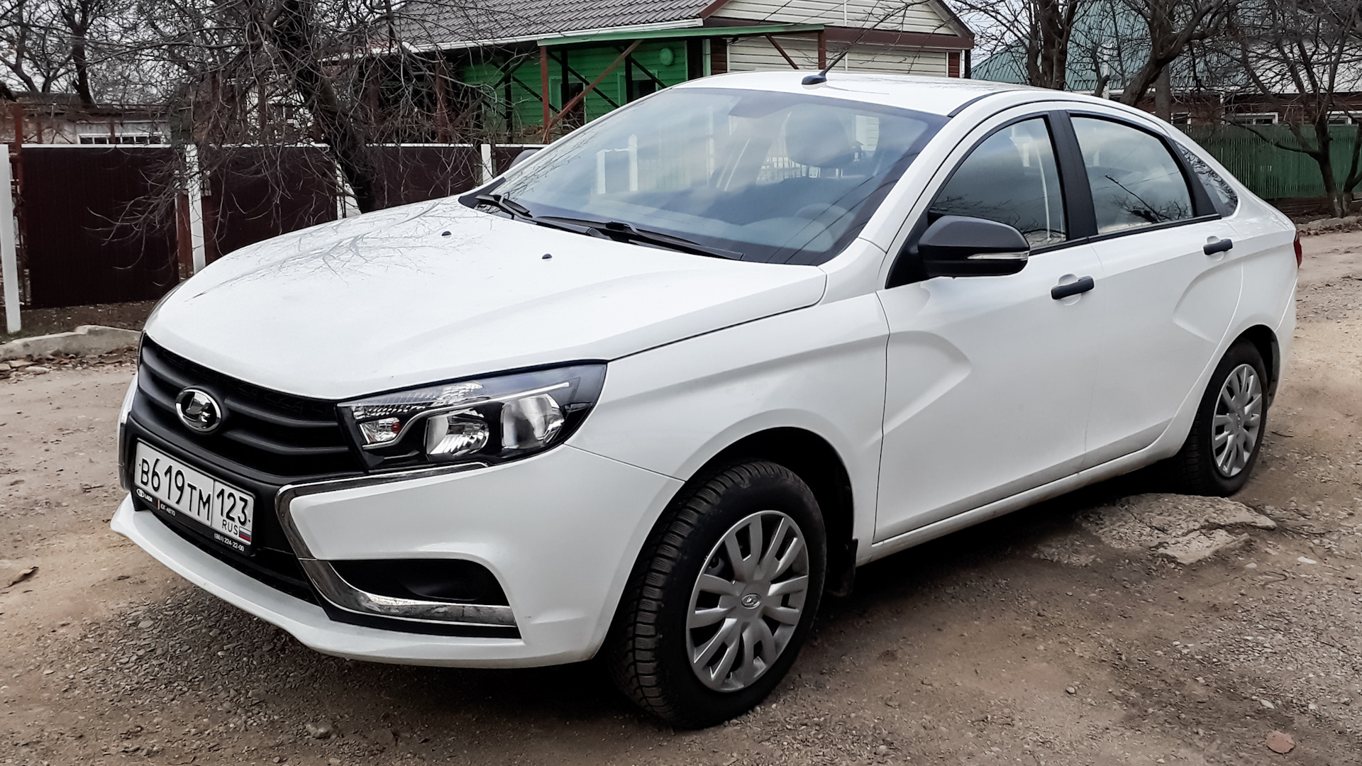 Lada Vesta 1.6 бензиновый 2017 | седан на DRIVE2