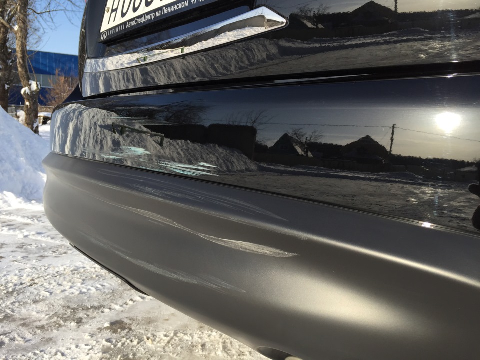 Поцарапали бампер — Infiniti QX70, 3,7 л, 2014 года | ДТП | DRIVE2