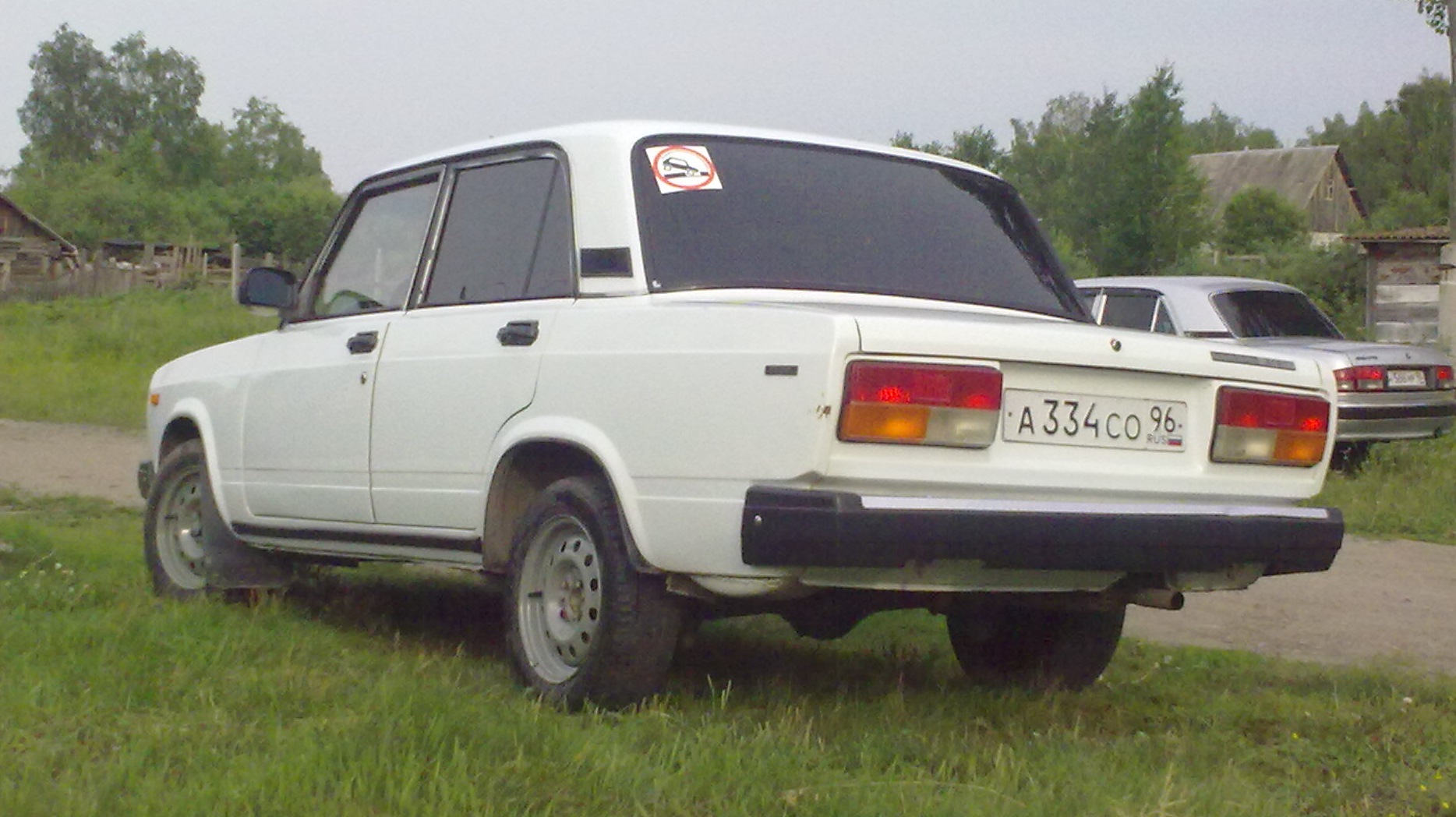 Lada 2107 1.6 бензиновый 2002 | 