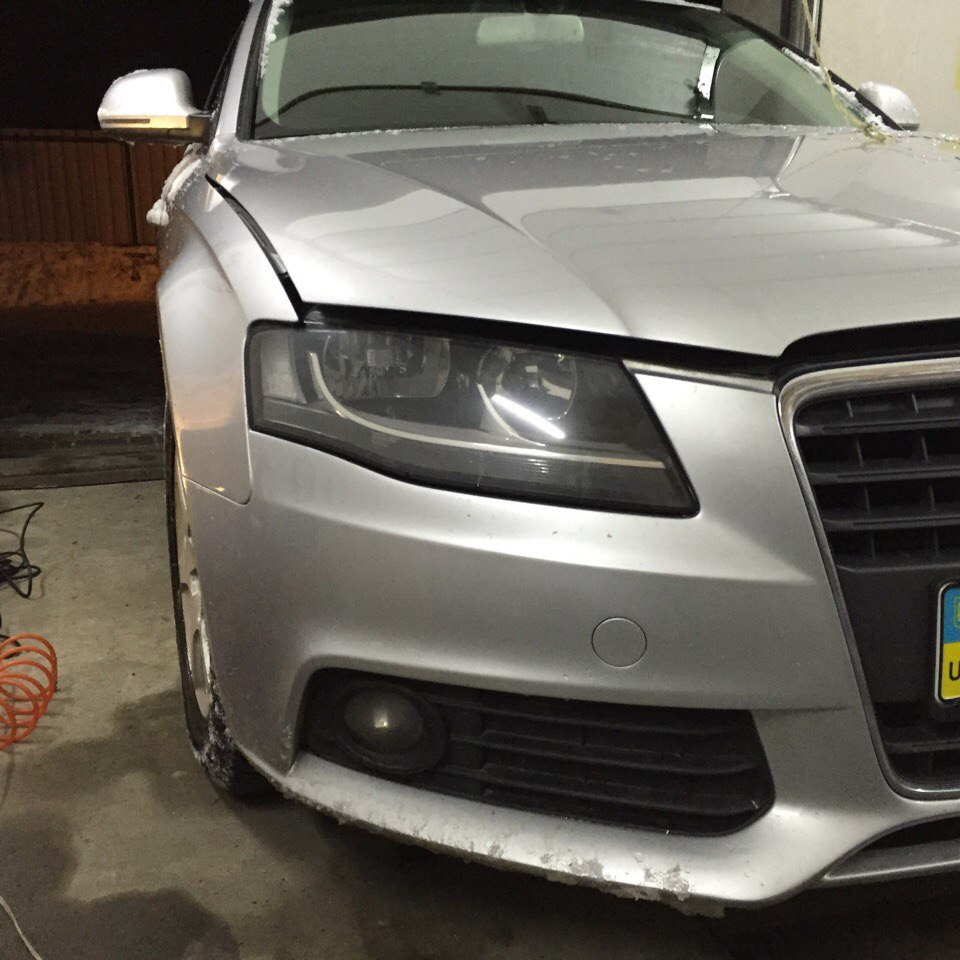 Установка линз Hella 3r на Audi a4 b8 — DRIVE2