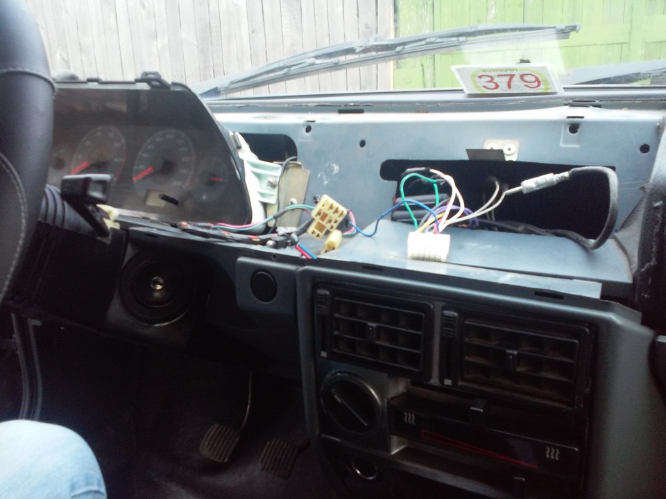 Удаление скрипов в панели приборов — ИЖ 2126, 1,6 л, 2004 года ...