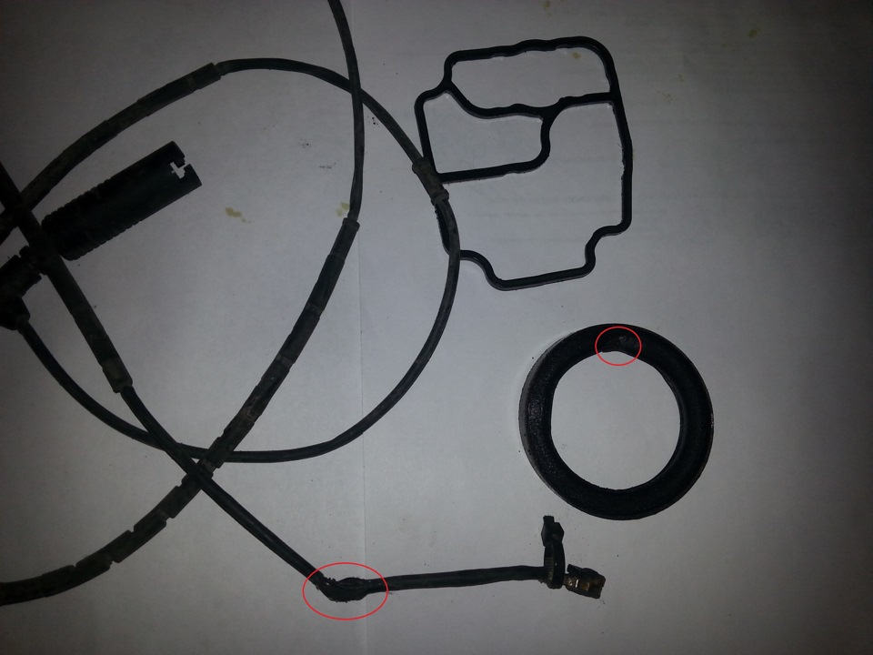 Загорелся значок износа колодок — BMW 3 series (E46), 2,5 л, 1998 года ...