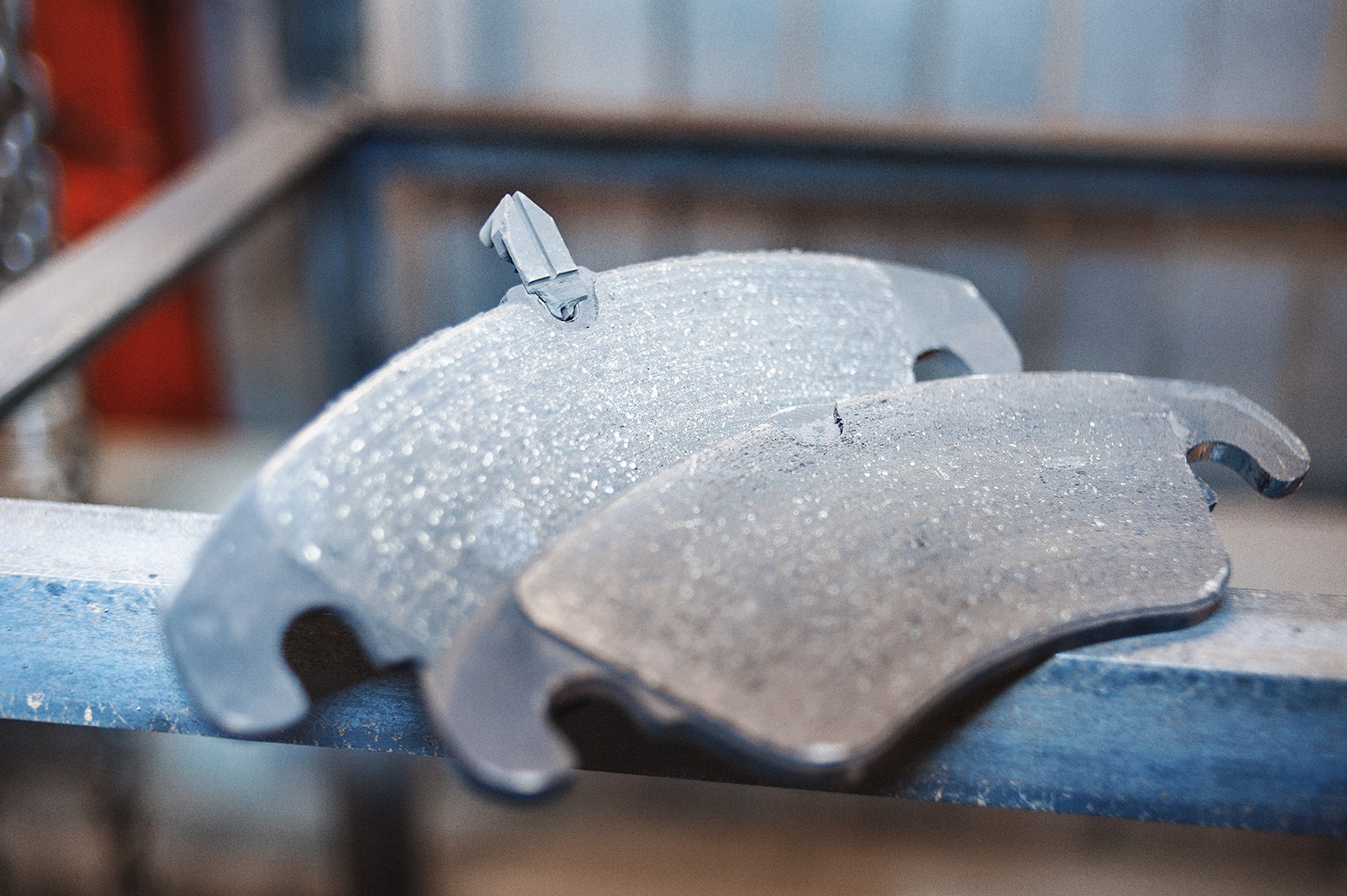 без колодки. 12t2. колодки передние ваз 2108 brembo. тормозная колодка автомобиля. колодки тормозные brake pads 581012sa50 pad kit-fr disc brake ske-pk34.