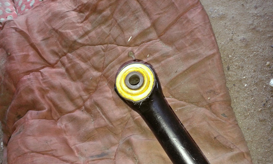 35# Замена втулок в реактивных тягах (на полиуретановые) — Lada 21063 ...