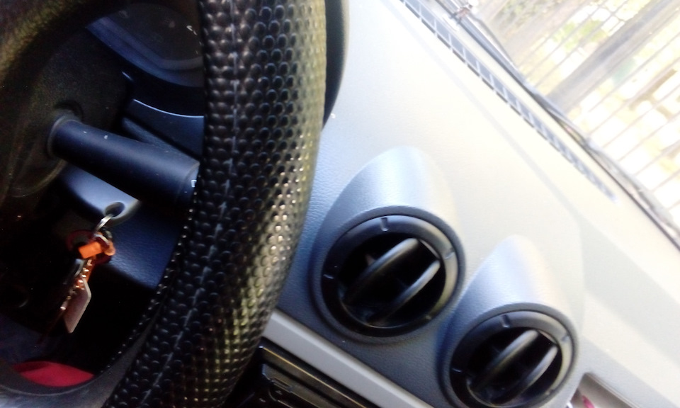 Катушка зажигания / Троит двигатель — Renault Logan (1G), 1,4 л, 2006 ...