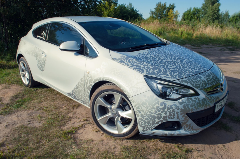 Аэрография Opel Astra GTC