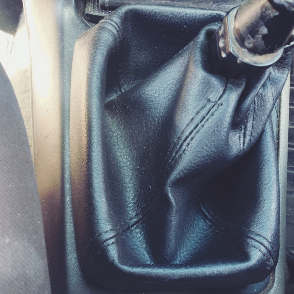 #24 Чехлы на ручку КПП и ручник.👌 — Opel Vectra A, 1,6 л, 1990 года ...