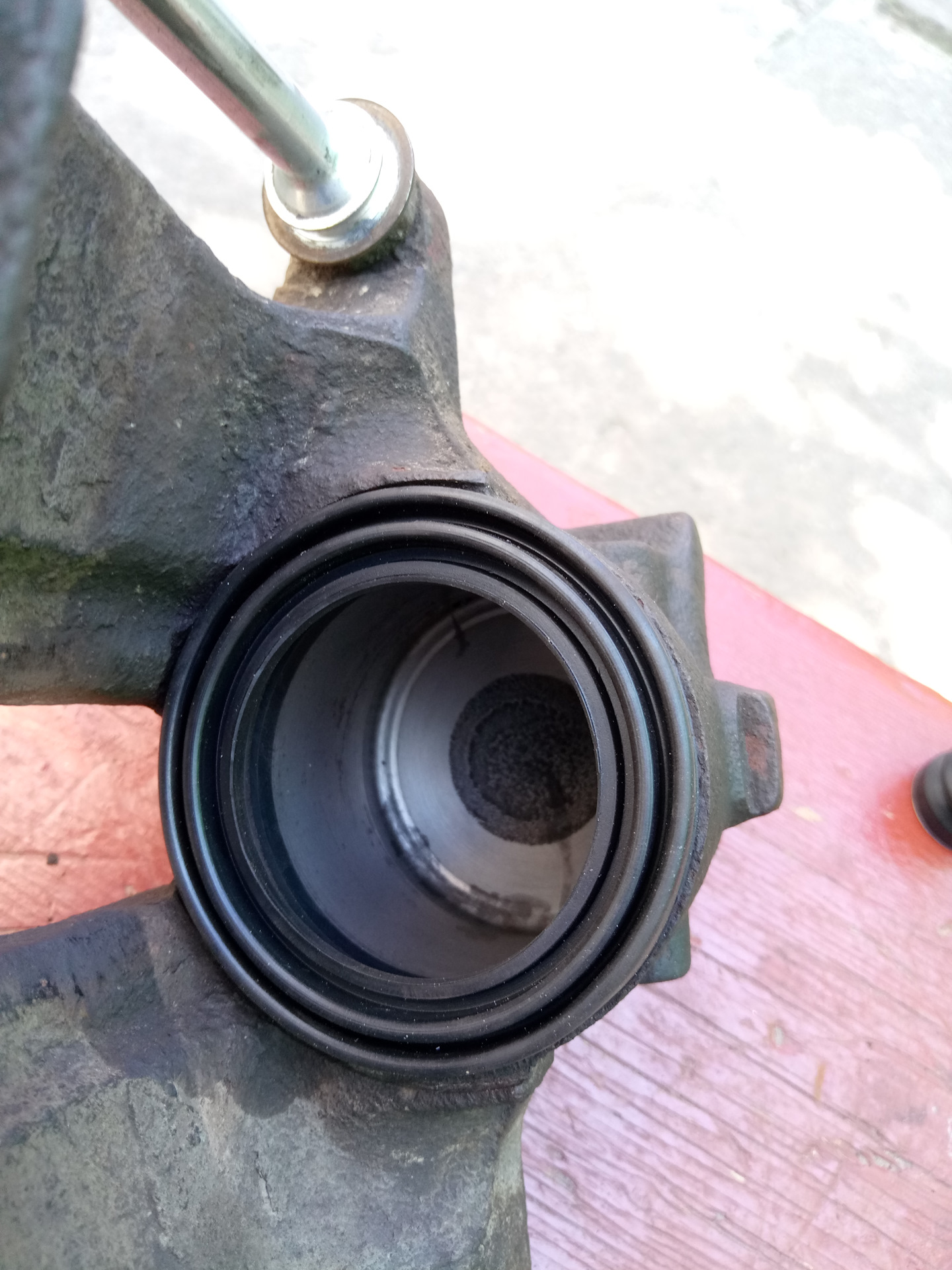 Клинят тормоза — не возвращается педаль тормоза и греется суппорт ...